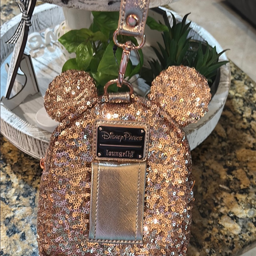 Disney Loungefly Rose Gold/Pink Sequin Mini Backpack Wristlet - Picture 4 of 4